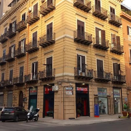 Corner Rome 433 Hotel Palermo Bagian luar foto