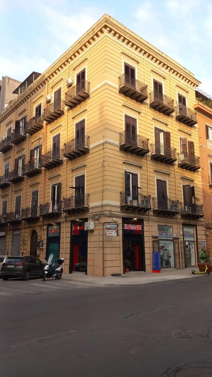 Corner Rome 433 Hotel Palermo Bagian luar foto