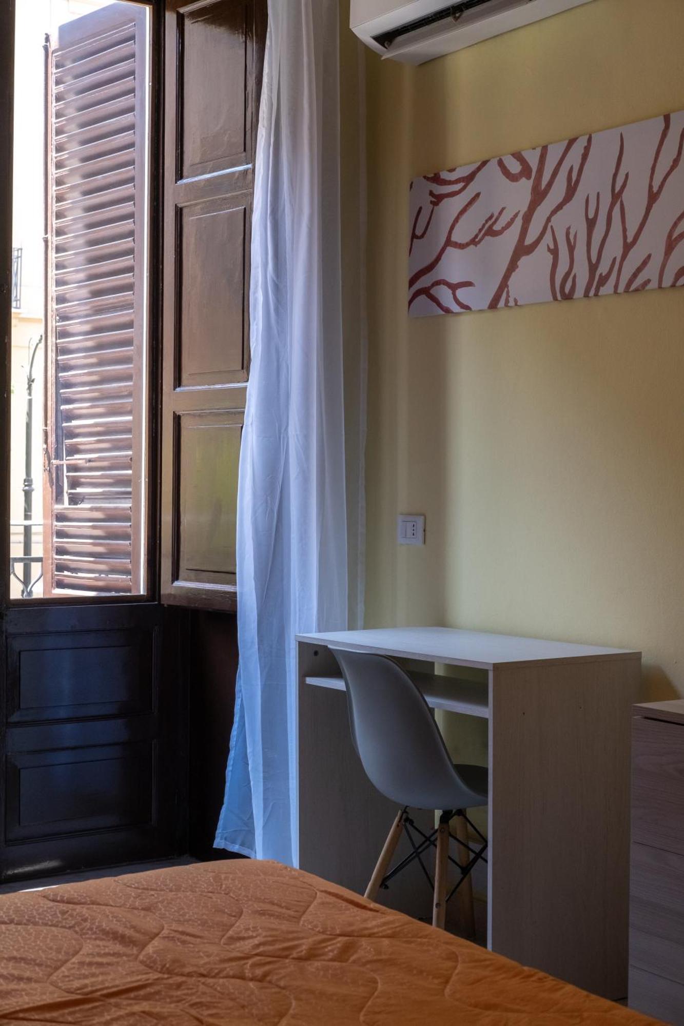 Corner Rome 433 Hotel Palermo Bagian luar foto