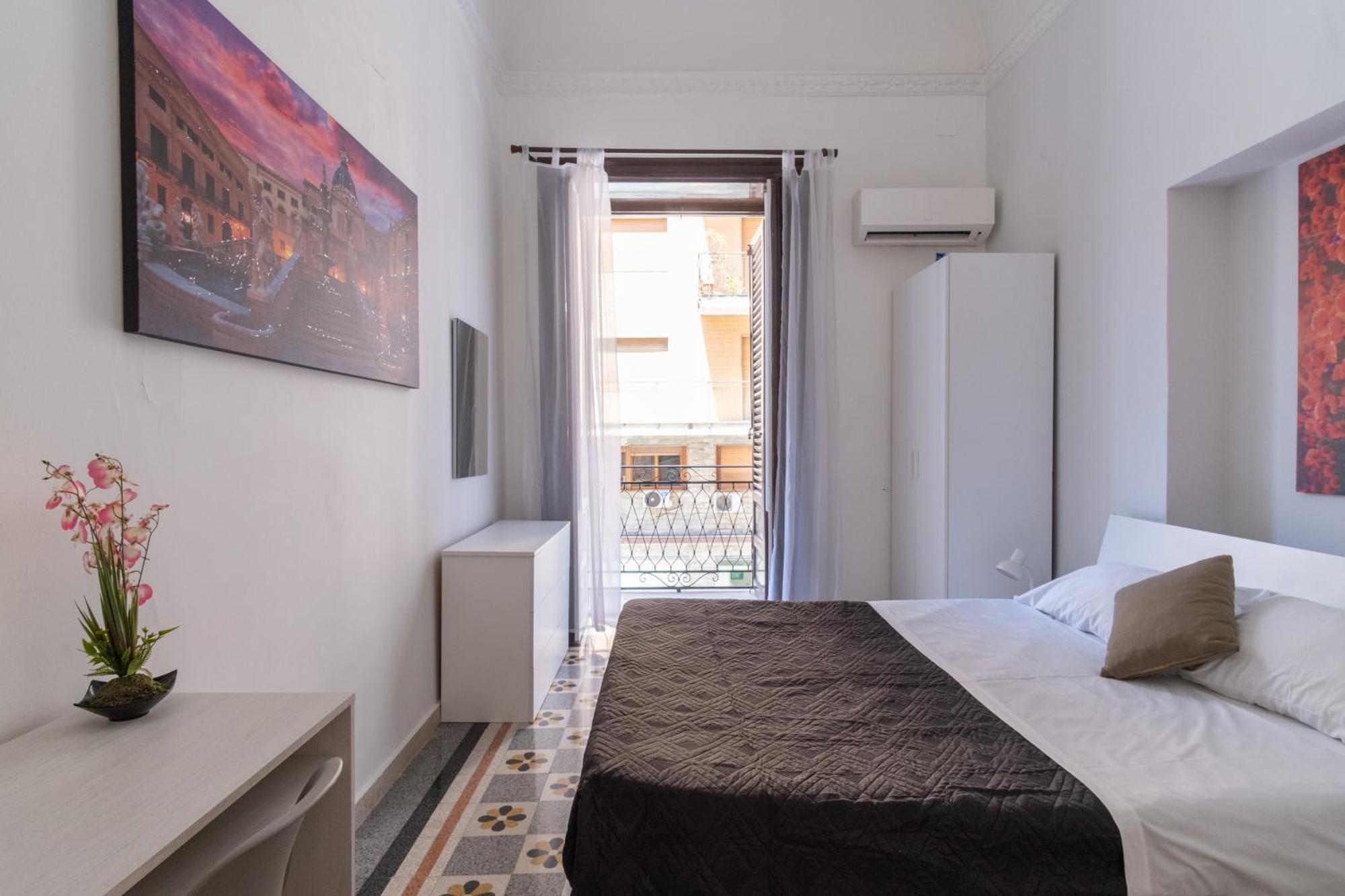 Corner Rome 433 Hotel Palermo Bagian luar foto